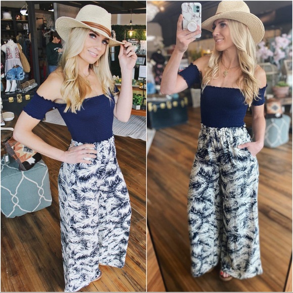 Sweet Intentions Wide Leg Pants-Navy - Picture 1 of 3
